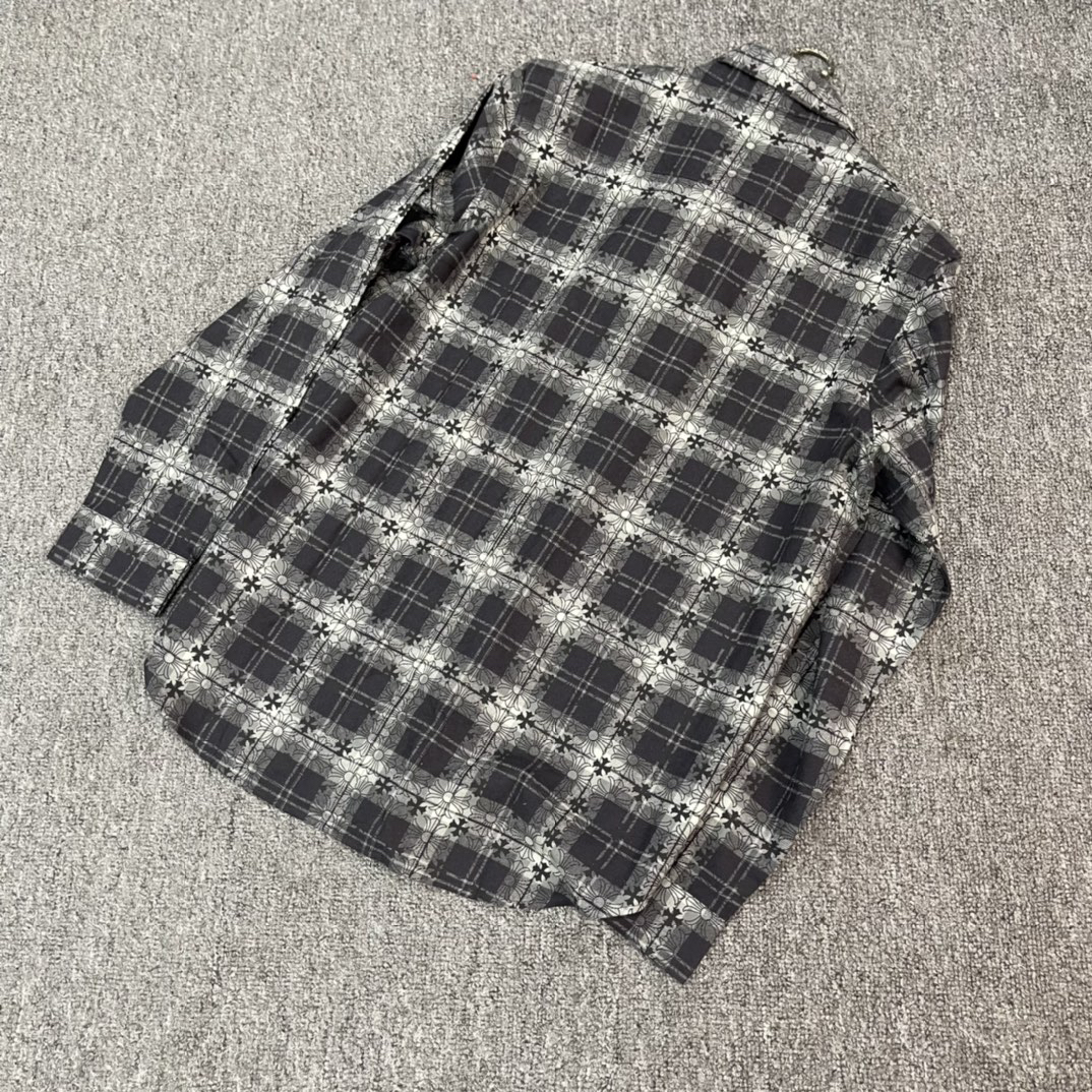 Alternative view of Chrome Hearts
