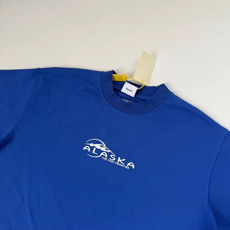Alternative view of VETEMENTS