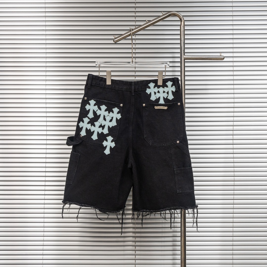 Alternative view of Chrome Hearts