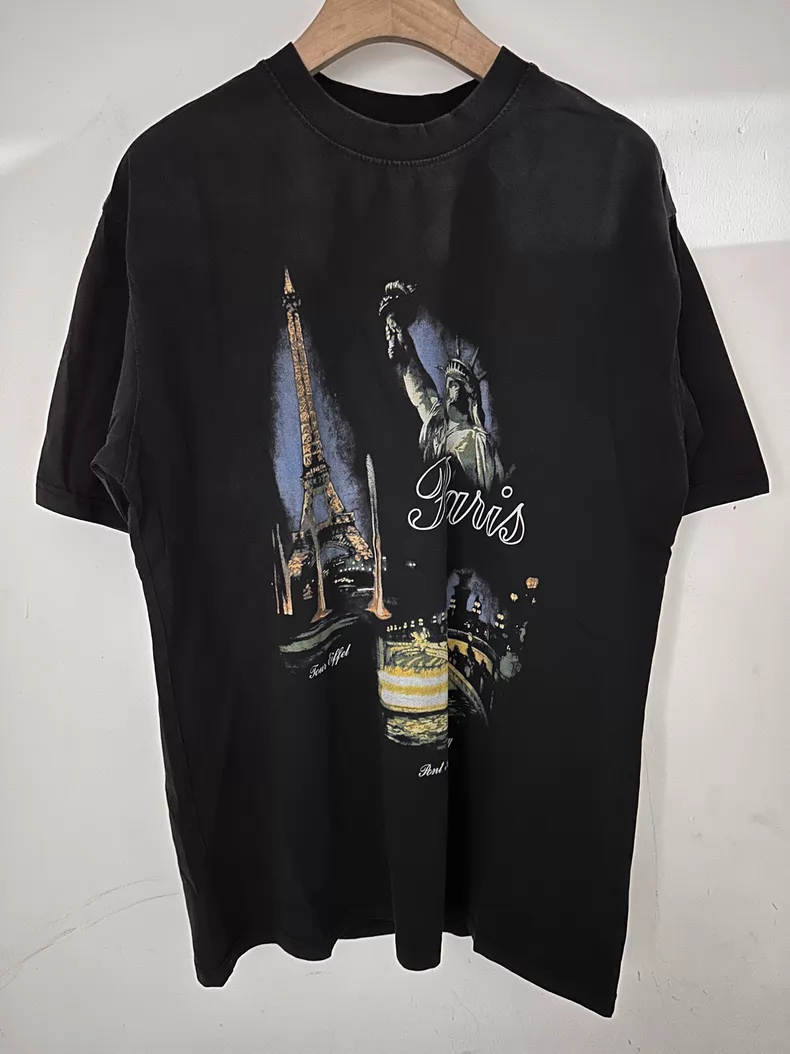 VETEMENTS