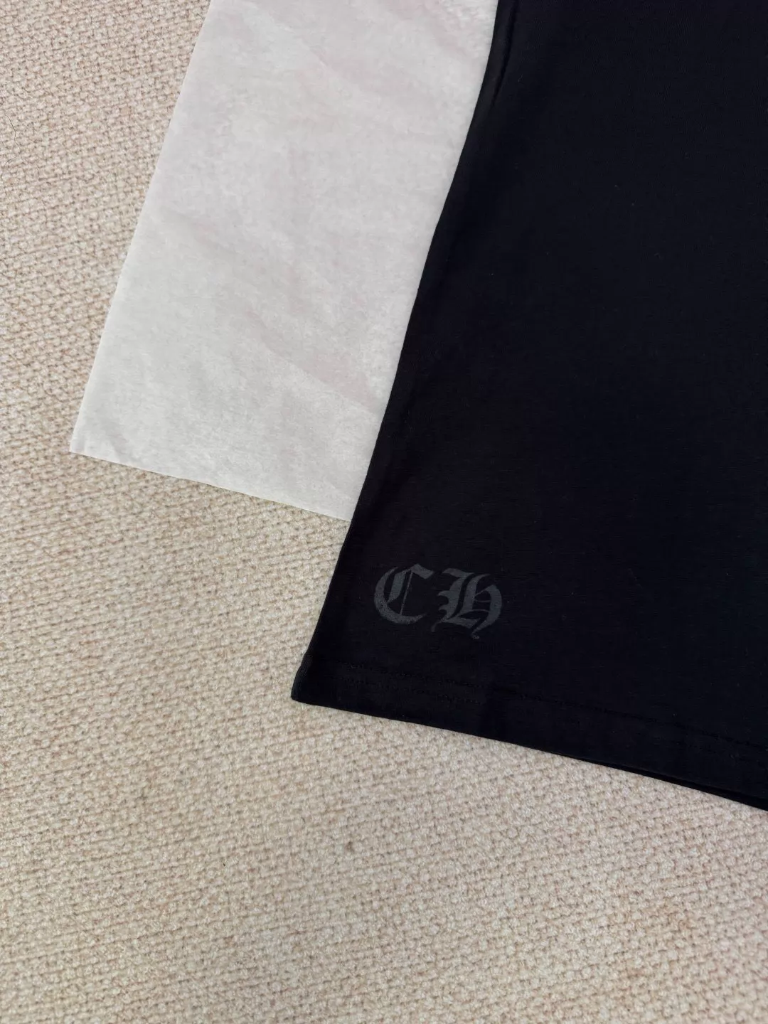 Alternative view of Chrome Hearts Beijing limited edition horseshoe print short sleeves