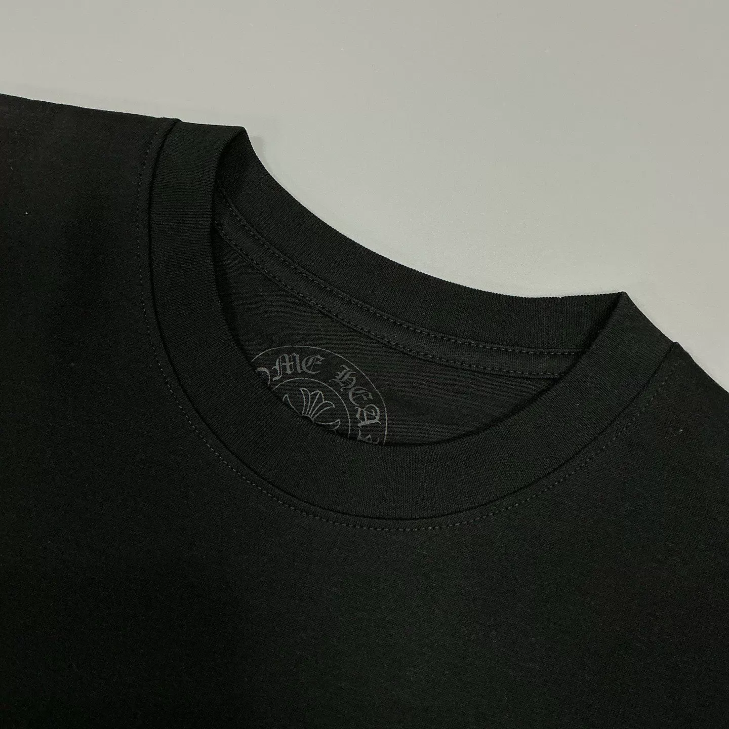 Alternative view of Chrome Hearts black and yellow horseshoe short-sleeved T-shirt