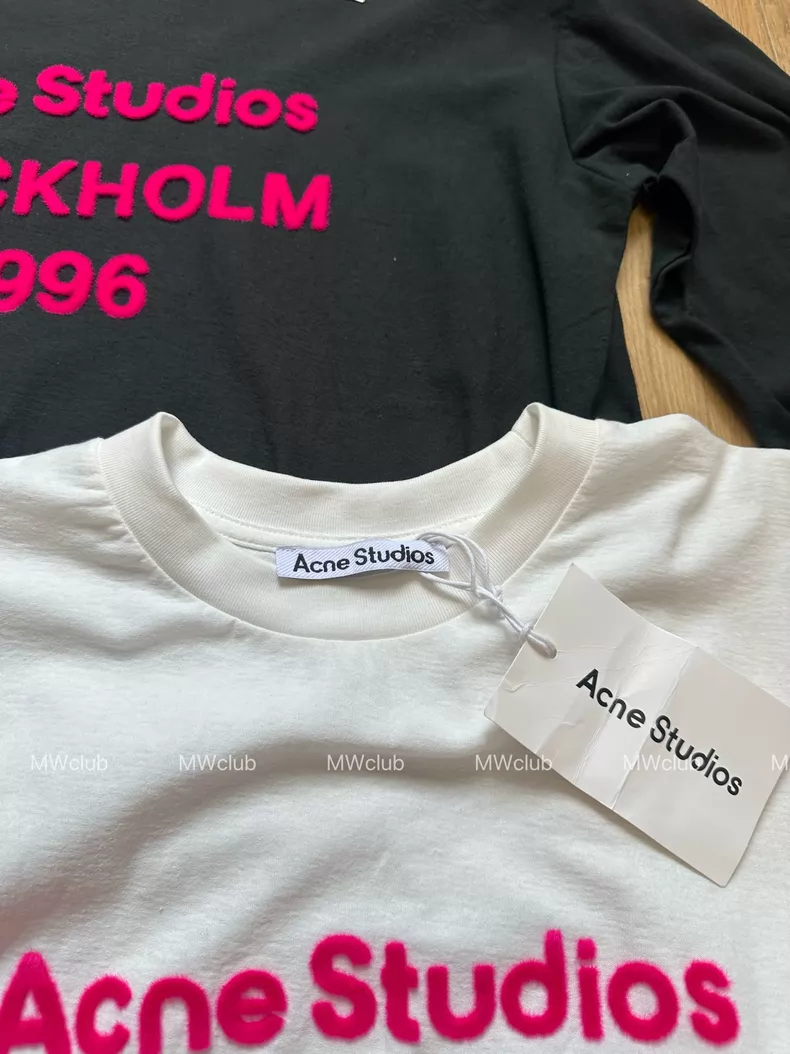 Alternative view of clothing