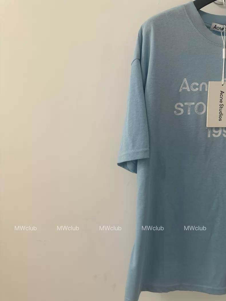 Alternative view of clothing