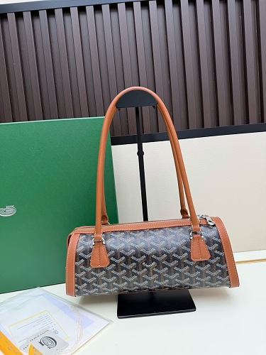 Alternative view of bag