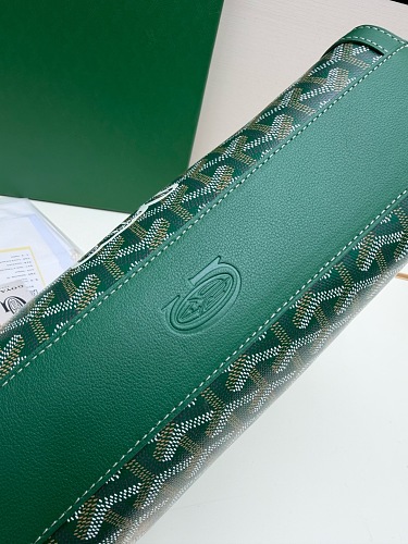 Alternative view of bag