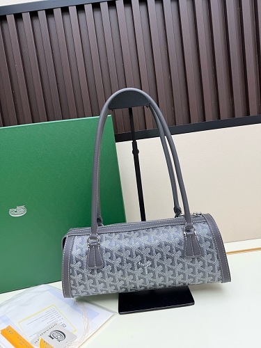 Alternative view of bag