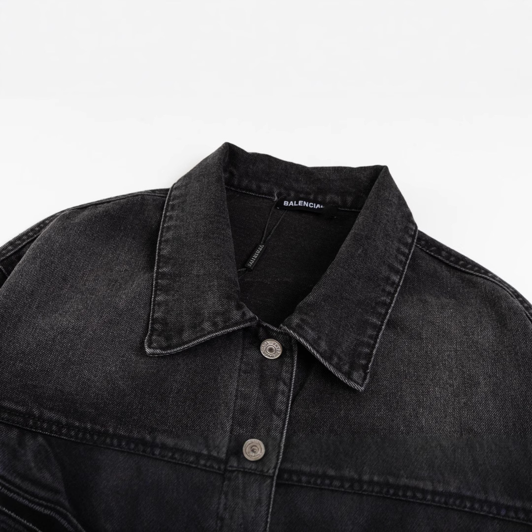 Alternative view of Balenciaga Clothing