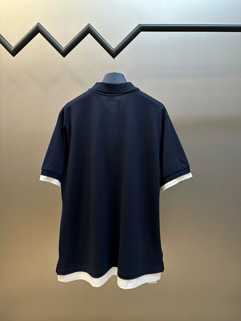 Alternative view of MiuMiu