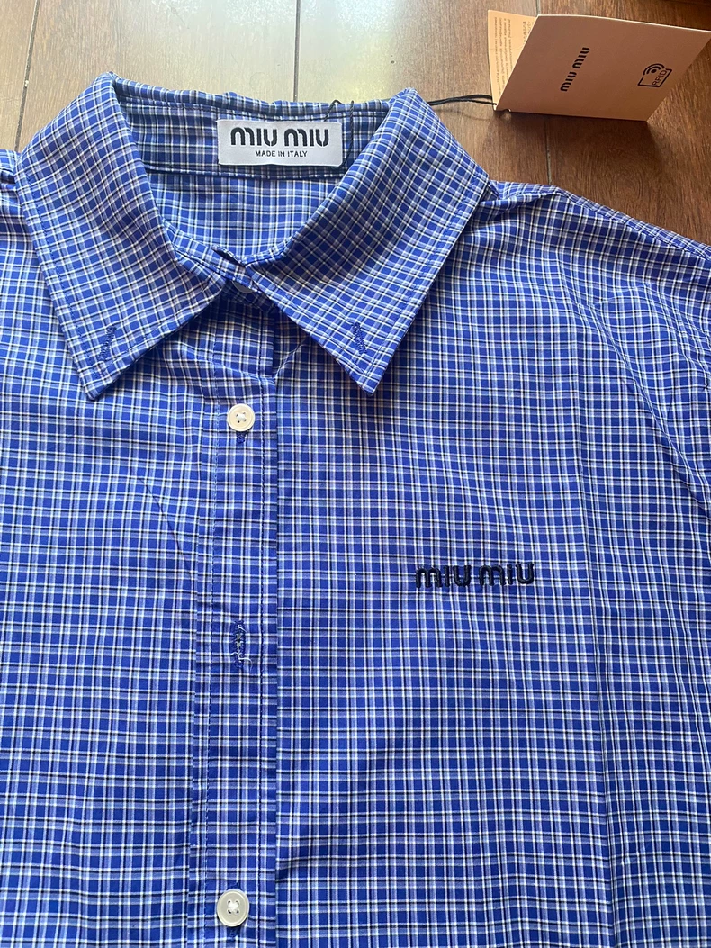 Alternative view of MiuMiu